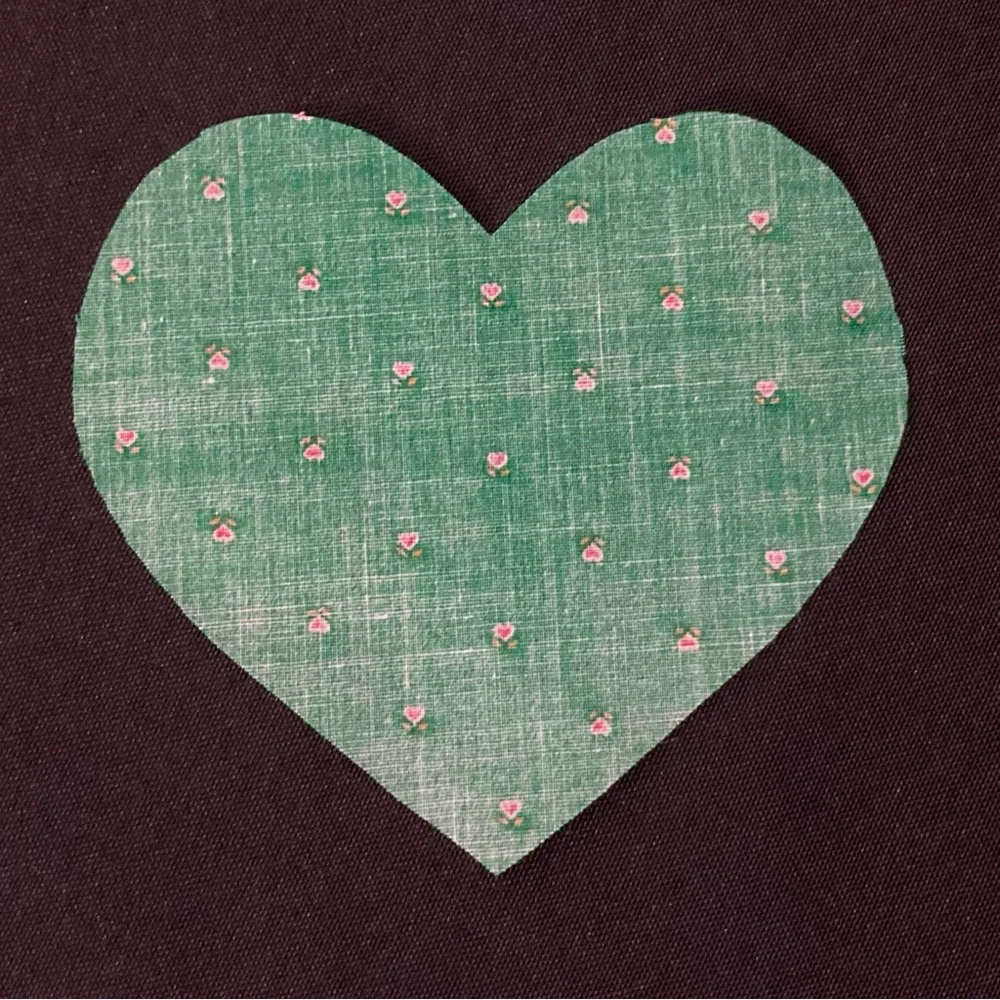 Vintage 1990s Set of 9 Green Floral Heart Shaped Fabric Scraps 5” x 4.5”